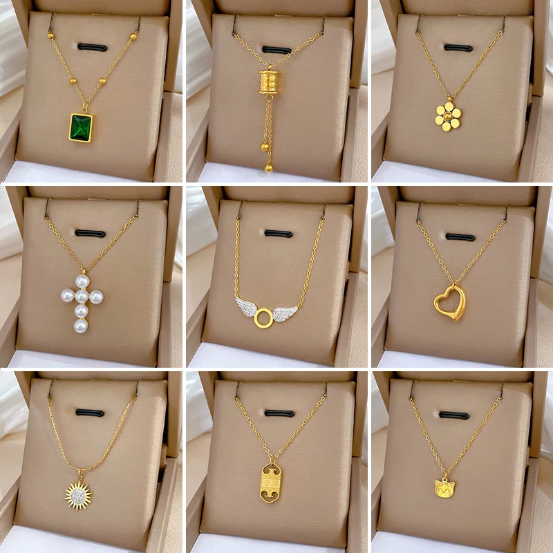 

18K Gold Plated Letter Butterfly Heart Pendant Necklace for Women Titanium Steel Gold Color Girls Jewelry Accessories