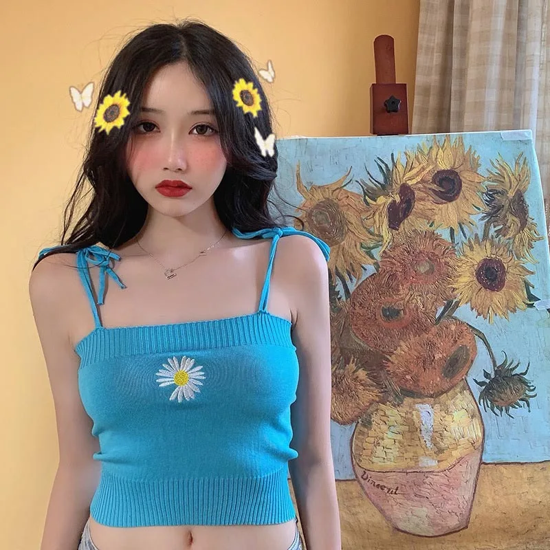 Women's Embroidery Daisy Knitted Crop Top, Korean Crop Top, Knitted Vest, Flower Embroidery