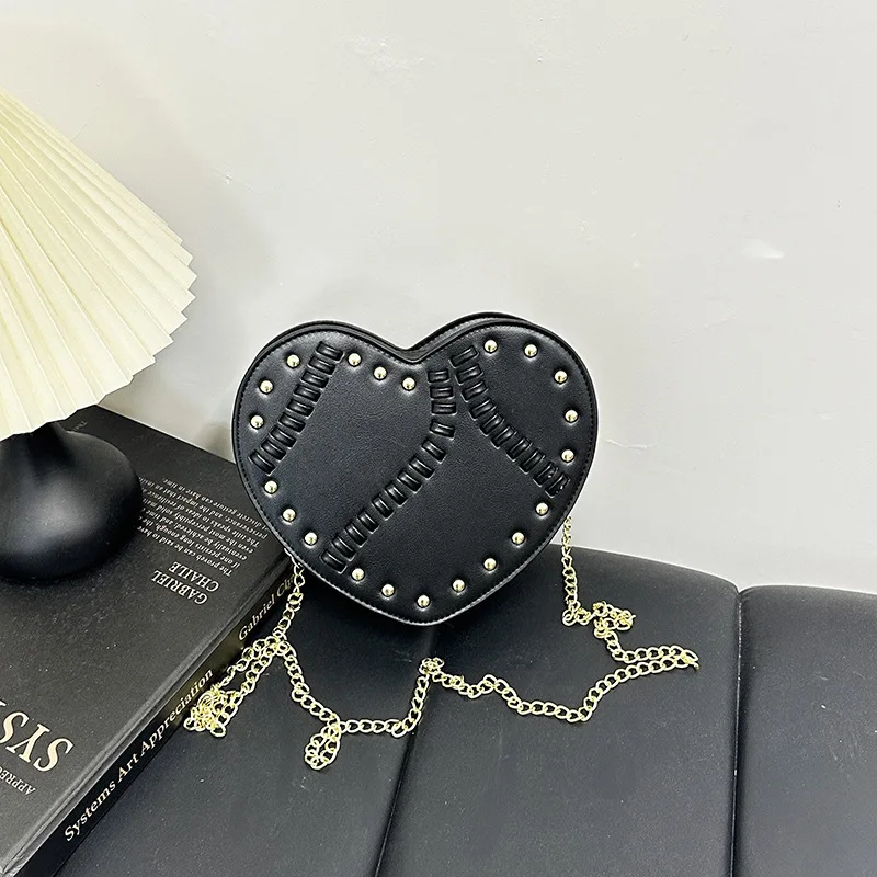 Retro rivet design shoulder bag change bag women's love bag high-end messenger bag wholesale