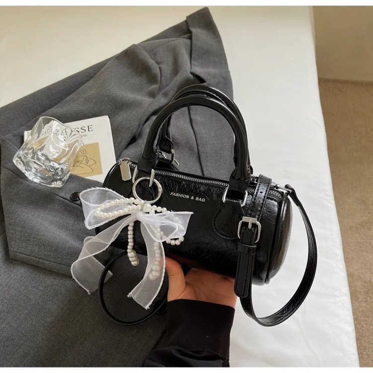 Travesseiro de luxo bolsa portátil feminina design vintage exclusivo casual ombro crossbody boston bolsa fim de semana escapamento alta qualidade ​