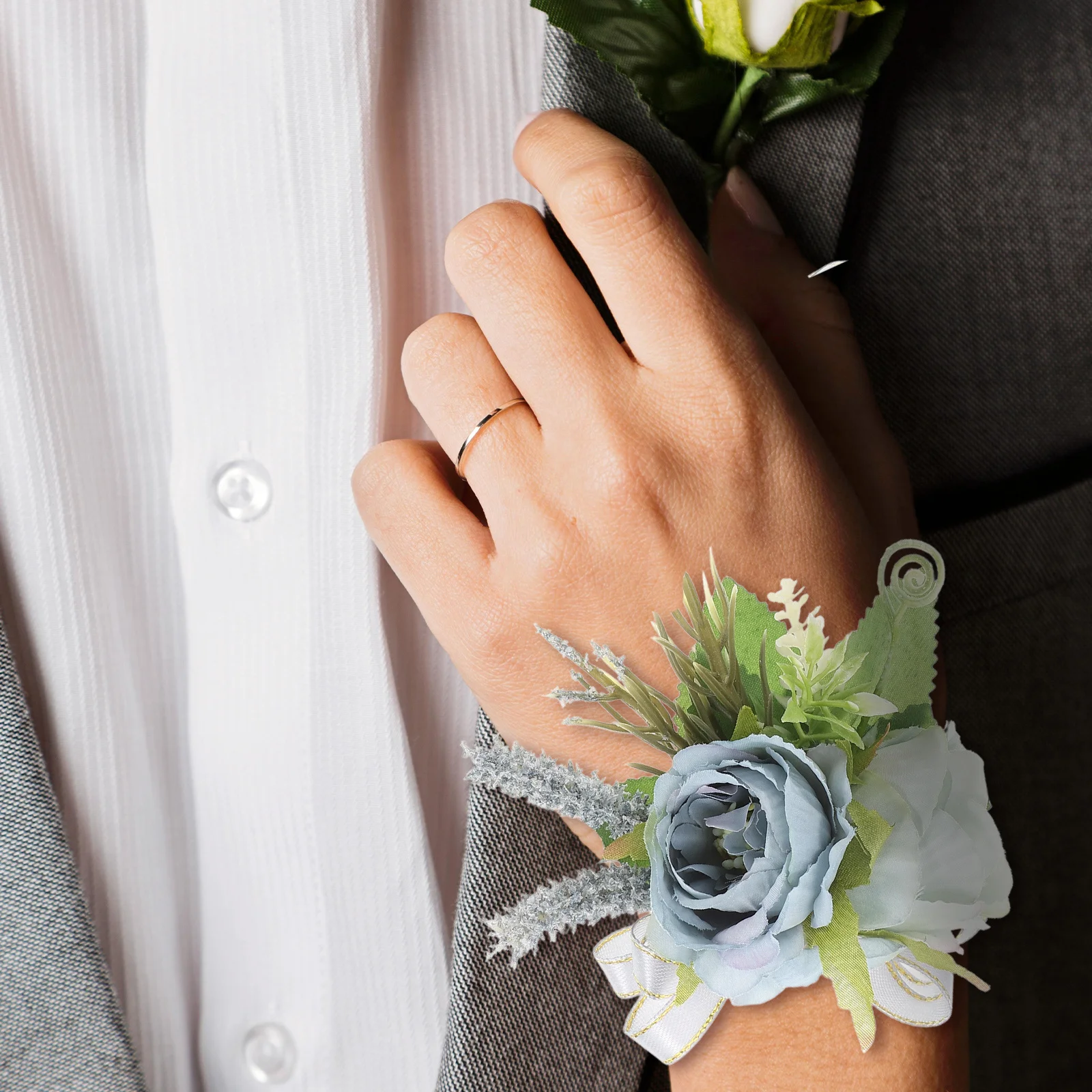 

Artificial Rose Wedding Corsage Gray Floral Bracelet Bridesmaid Elegant for Party Photo Studio Wristband Hand Flowers