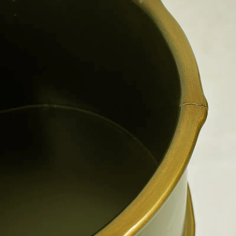 Beauty luxury high-end European retro solid wood gold-painted high long-legged flower pot shelf villa shelf floor rack
