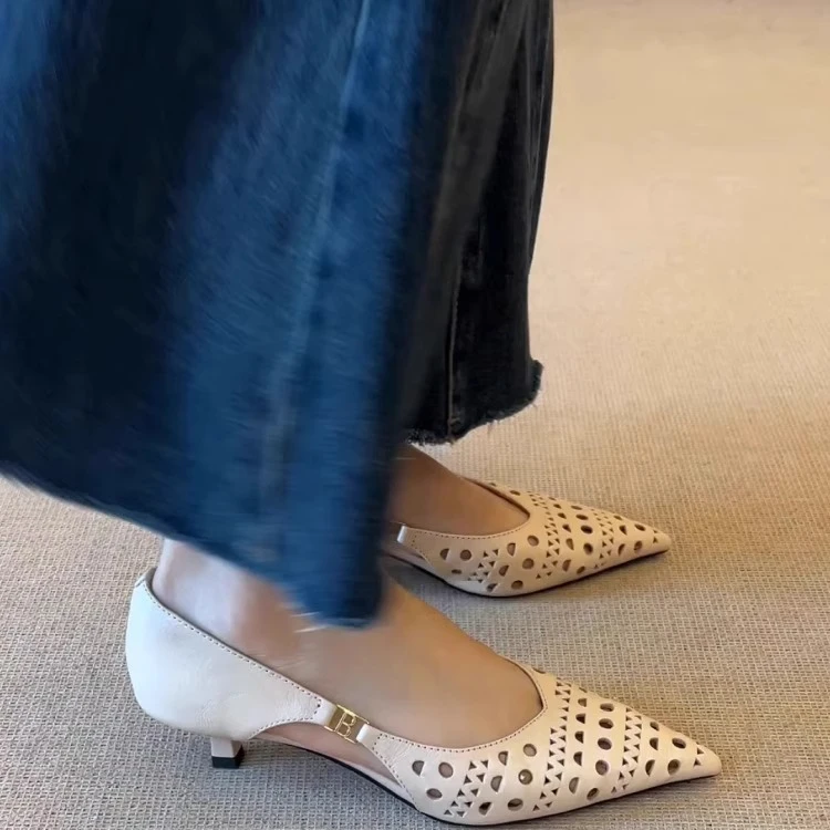 

2026 New French-Style Exquisite Hollow-Out Slip-On Pointed-Toe Fashion Versatile Thin-Heel Low-Cut Single Shoes Hole Shoes
