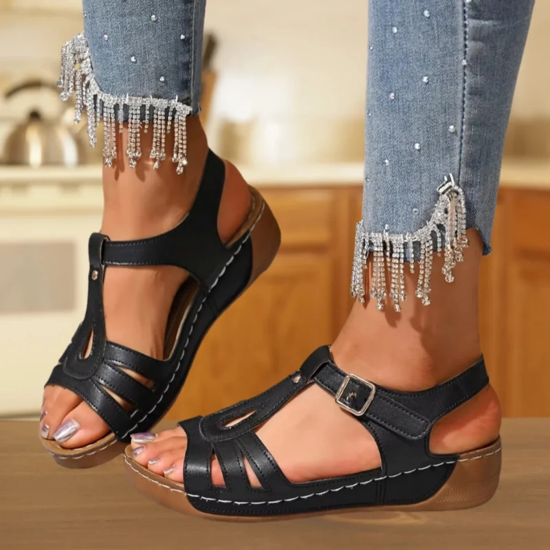 

Fashionable New Style of Light Mouth Non-slip Women's Sandals/summer Round Toe Sexy Lightweight/comfortable Flat Sandals
