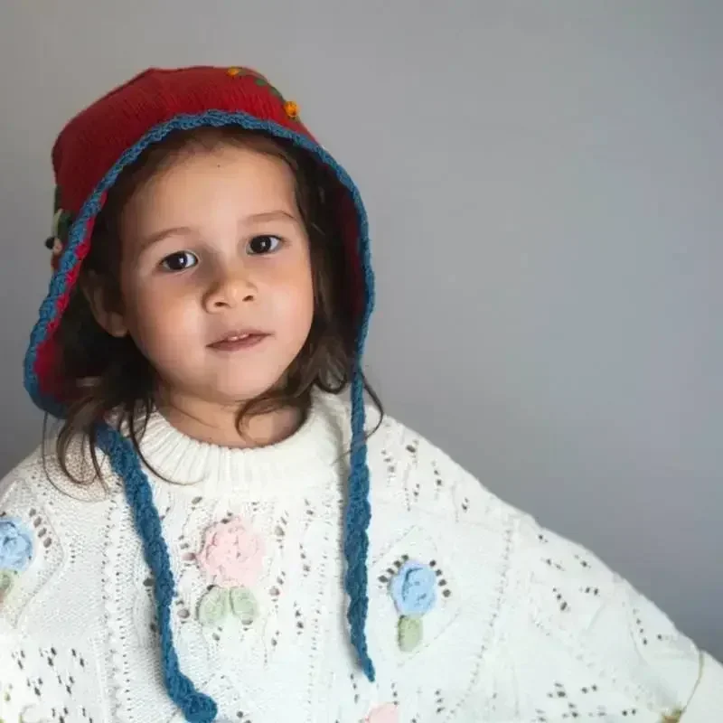 Sombrero bordado de flores tejido a mano para niños, sombrero Vintage de ganchillo para niña, sistema Mori, taburete pequeño sin ala de encaje