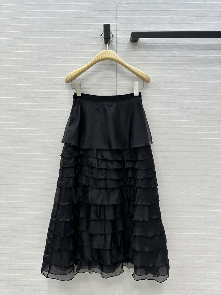 

SVORYXIU Autum Winter 2025 New style Leisure Style Layering Ruffled edge Design Woman Fashion black Keep warm Skirt