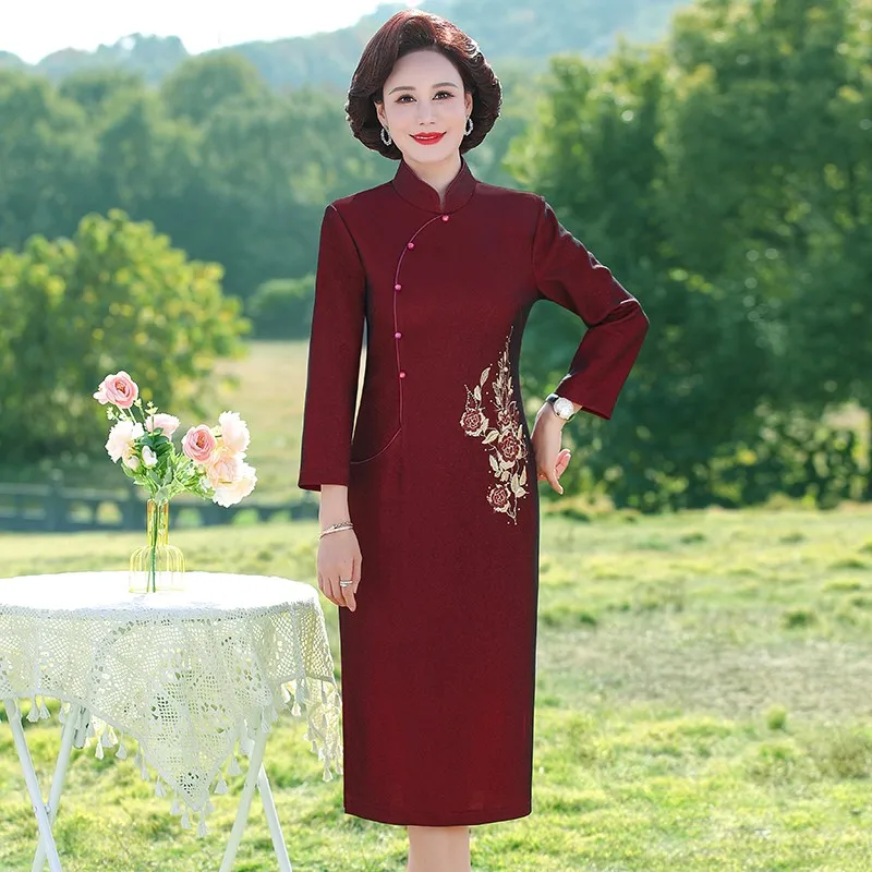 Noble Asian Style Dress Women 2024 New Spring Autumn Mother Temperament embroidery Party Dresses Vintage Female Vestidos