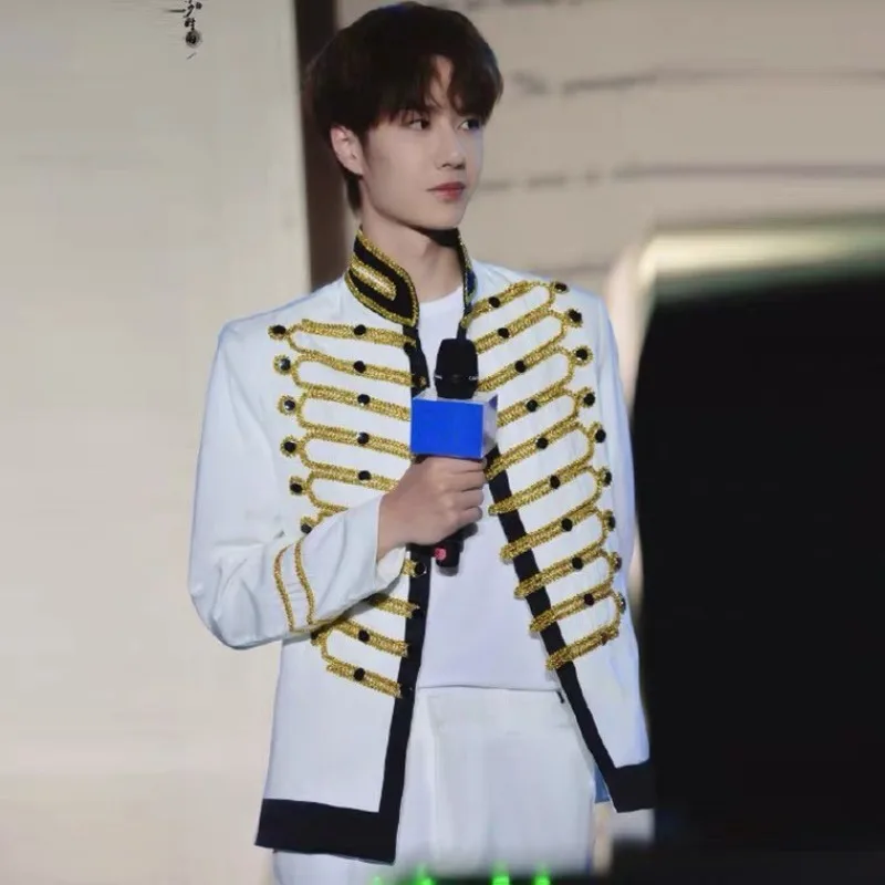 رجل السترة موحدة ثوب أبيض مطعمة مع الذهب المحكمة الأوروبية أداء ملابس رقص للعرض رئيس الرجال ملهى ليلي DJ معطف #2