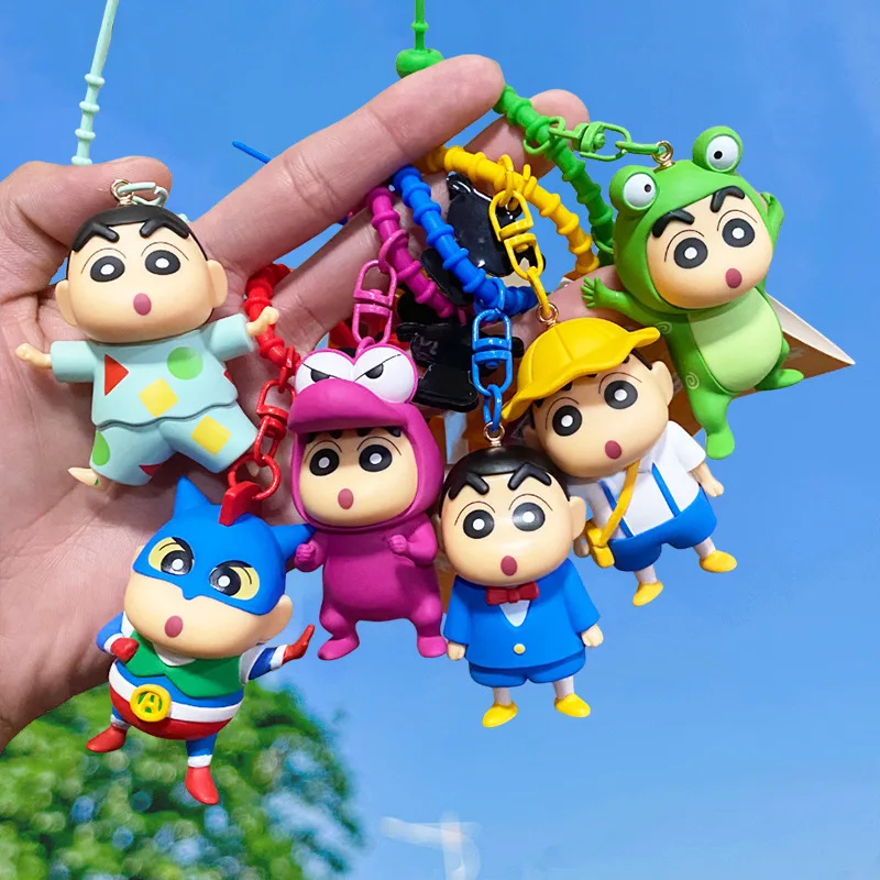 Nuovo Anime Crayon Shin-chan Kawaii Q versione Cos Cross dress Figura divertente Modello in PVC Giocattoli Bambola Coppia ciondolo Portachiavi Regali