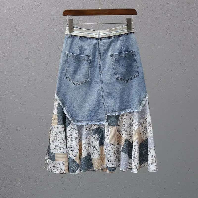 French printing stitching denim skirt women's summer new fashion temperament high waist dress Joker fashion repair skirt.