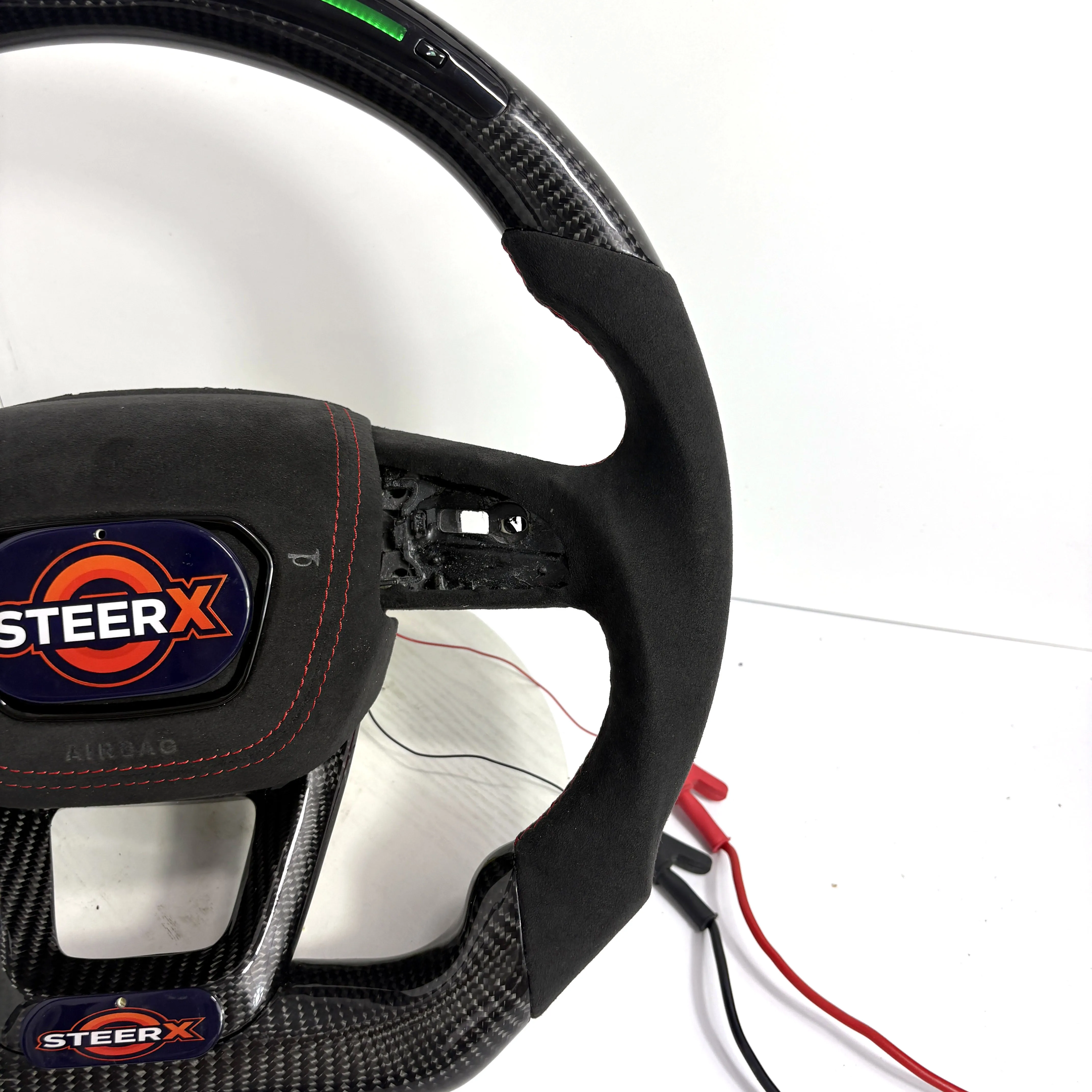 عجلة القيادة LED من ألياف الكربون لأودي Q2 Q3 Q5 Q7 Q8 2016-2025