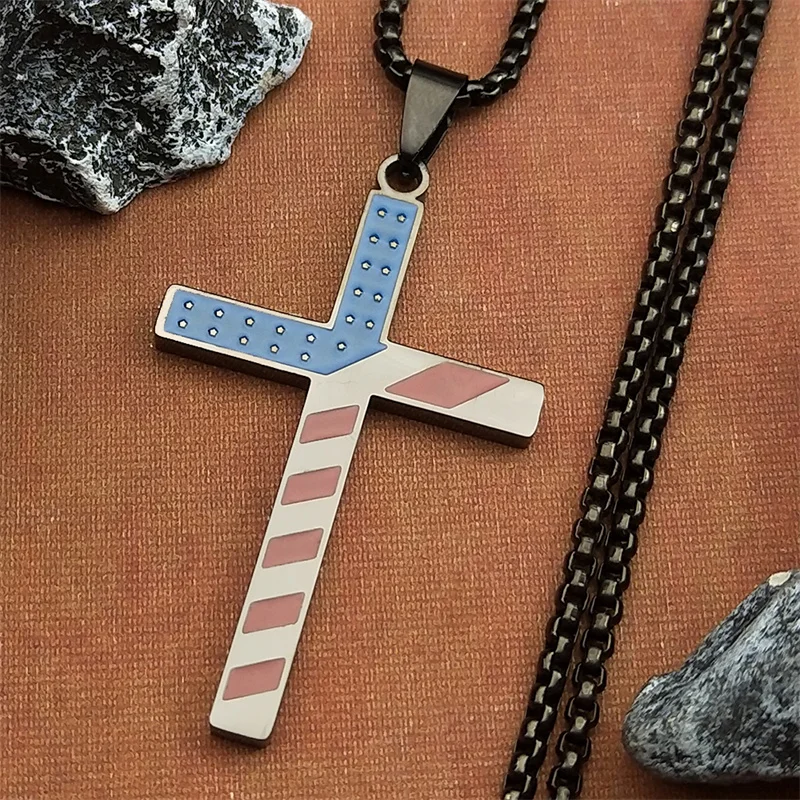 الولايات المتحدة الأمريكية العلم الصليب قلادة قلادة النساء الرجال الفولاذ المقاوم للصدأ الذهب اللون النجمة المتلألئة راية مجوهرات يوم الاستقلال الأمريكي