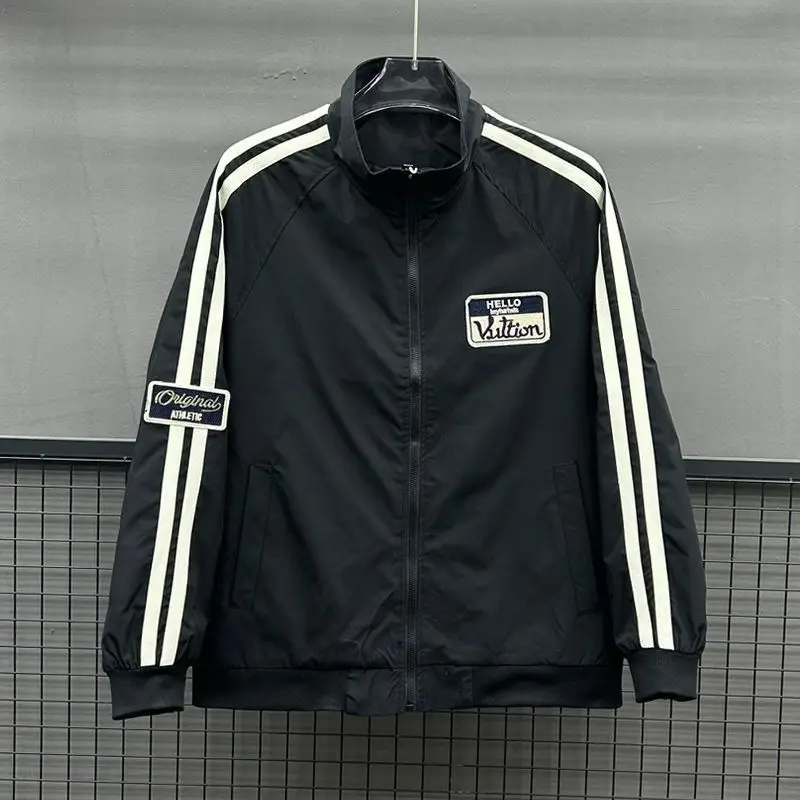 

Модная мужская демисезонная рабочая куртка: повседневная, приталенная, с полосатыми вставками, воротником-стойкой, декорированная молнией, из полиэстера