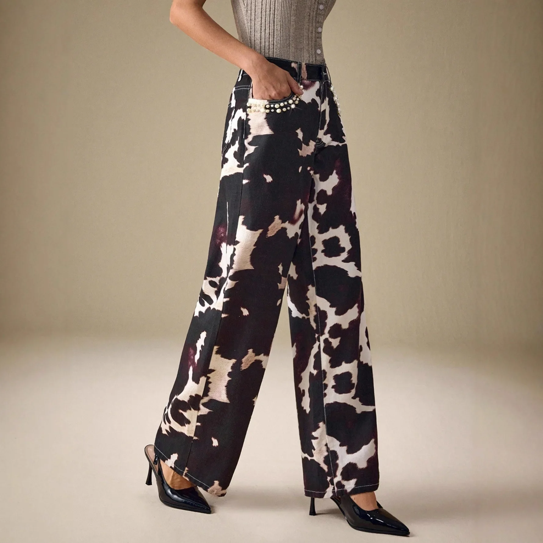

Minimalist Two Piece Set Women's Oversized Sweatshirt with Pants Office Athletic Wear Co-ord