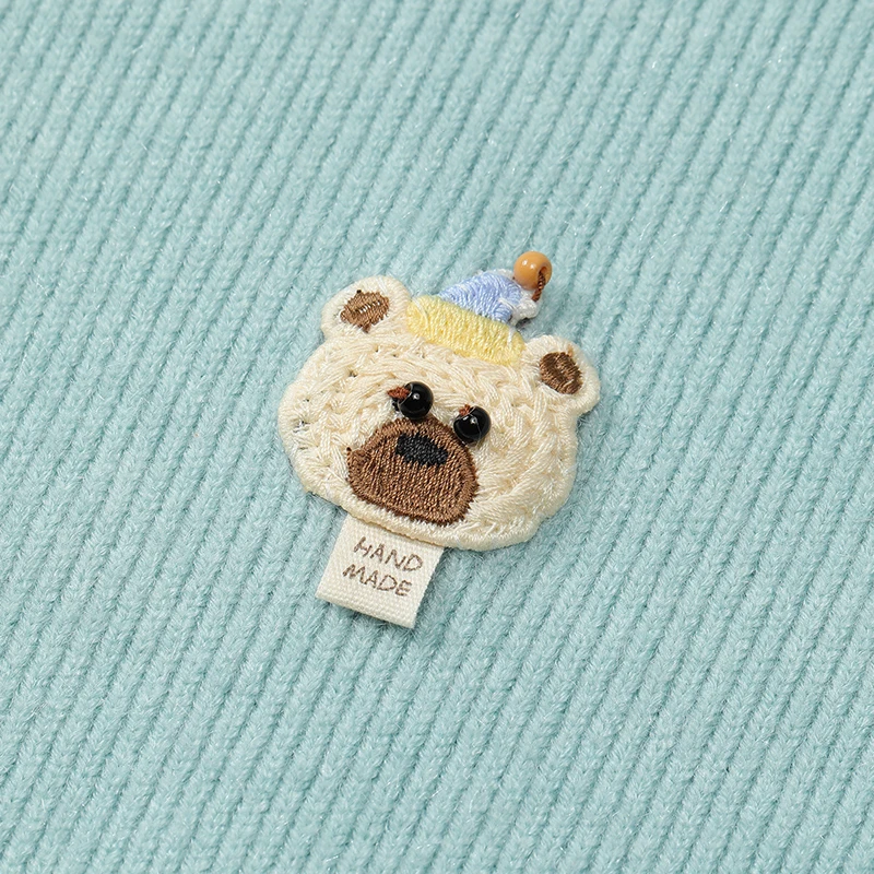 ELFSACK 2025 Winter New Arrivals Contrast Color Hooded and Zip Front Knit Jacket For Woman