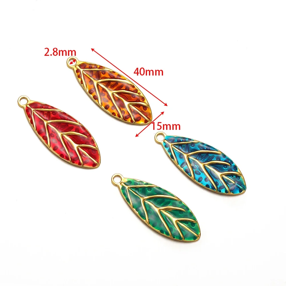 5 ชิ้น/ล็อตที่มีสีสัน Leaf Charms สแตนเลสสตีลฐานจี้สําหรับ DIY สร้อยคอต่างหูเครื่องประดับทําวัสดุจํานวนมาก