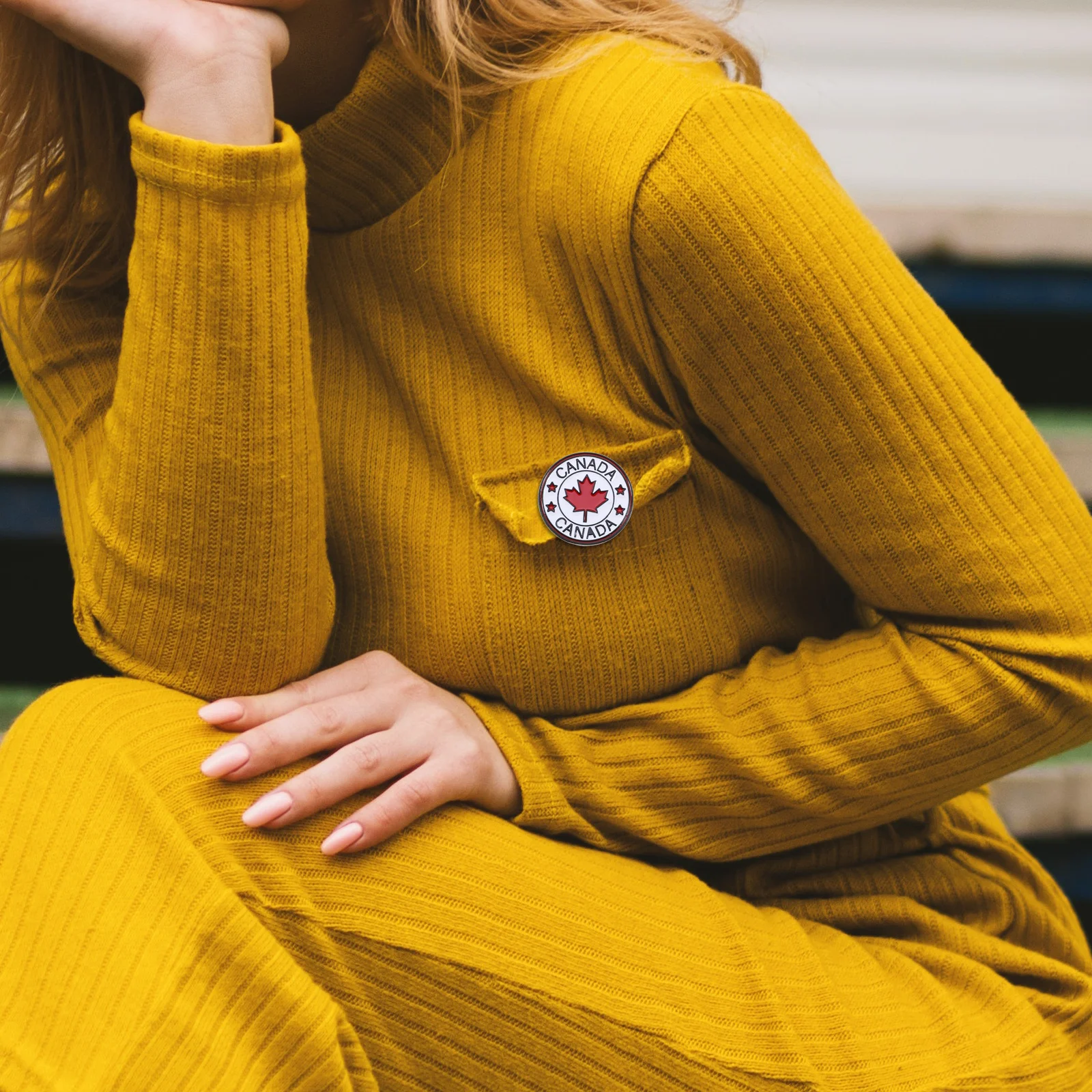 

4 Pcs Brooch Jewelry Badge Pins Backpack Round Canada Flag Zinc Alloy Canadian Lapel For Clothes