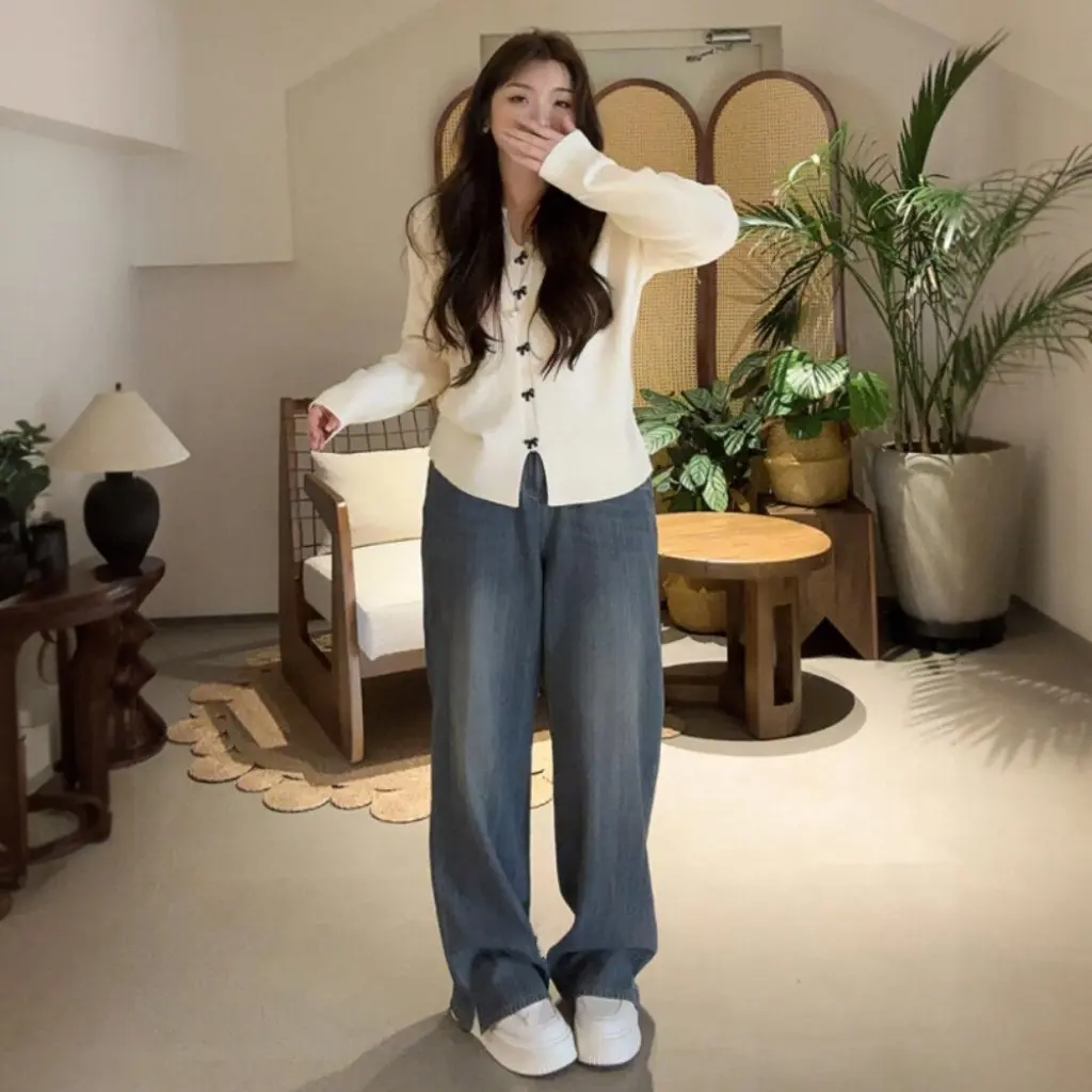 

plus Size Women's Long-Sleeved V-Neck Sweater Autumn Winter Slimming Chic Top for Chubby Girls Loose Inner Base Layer
