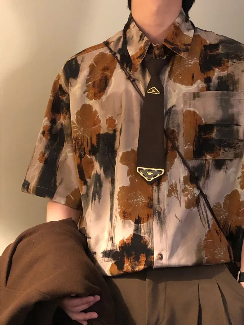 

Summer American Retro Loose Large Size Short Sleeve Floral Shirt Casual Hong Kong Style Artistic Dyeing Men's Fashion Top