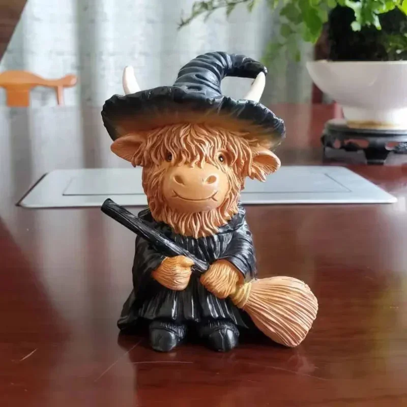 Christmas Highland Cow Silicone Mold, Cute Animal Sculpture Tabletop Ornament for Farmhouse Funny Decor