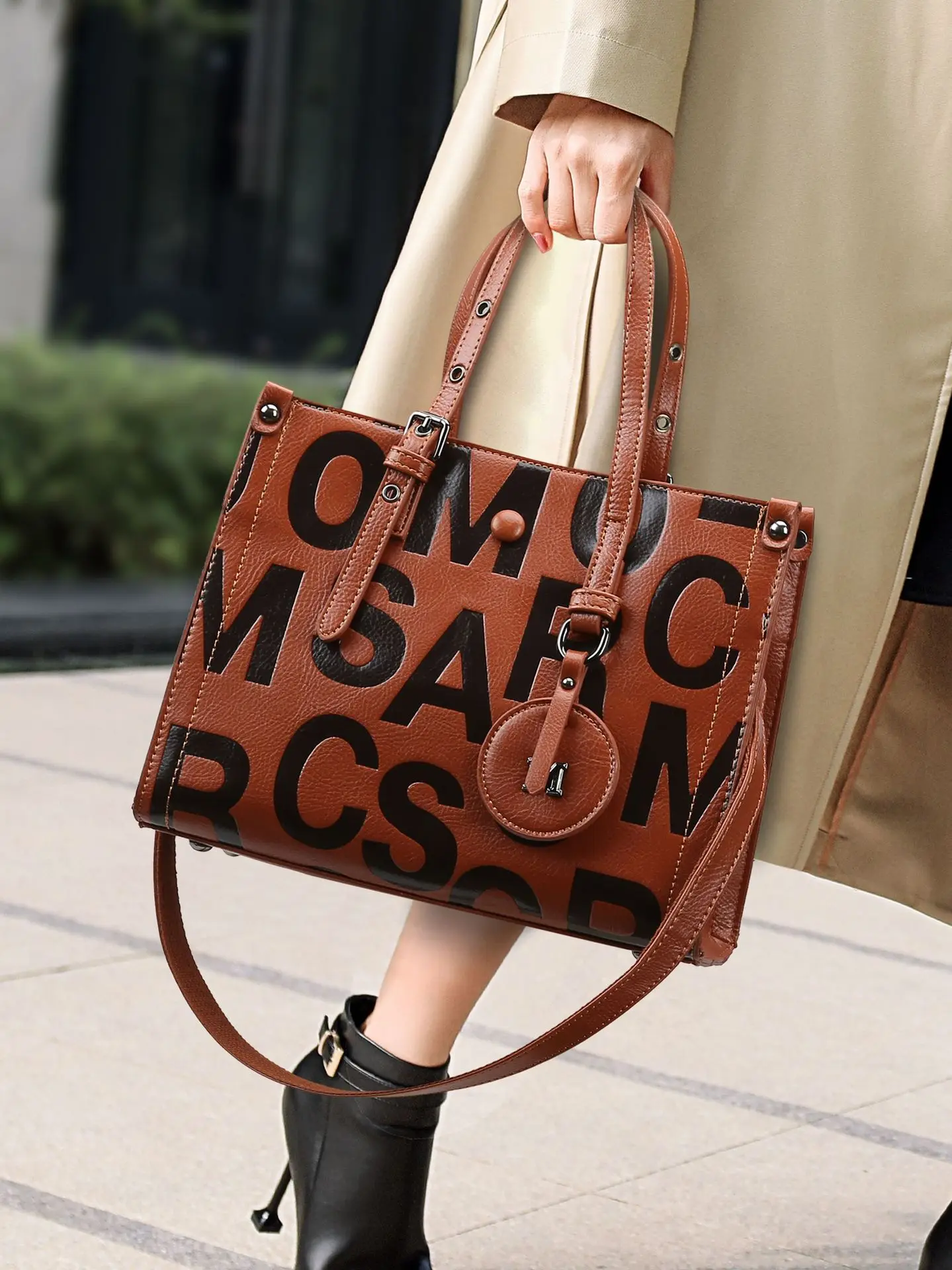 Luxury Brand Genuine Leather Women Shoulder Bags Large Ladies Crossbody Bag Fashion Casual Totes Designer Letter Female Handbags