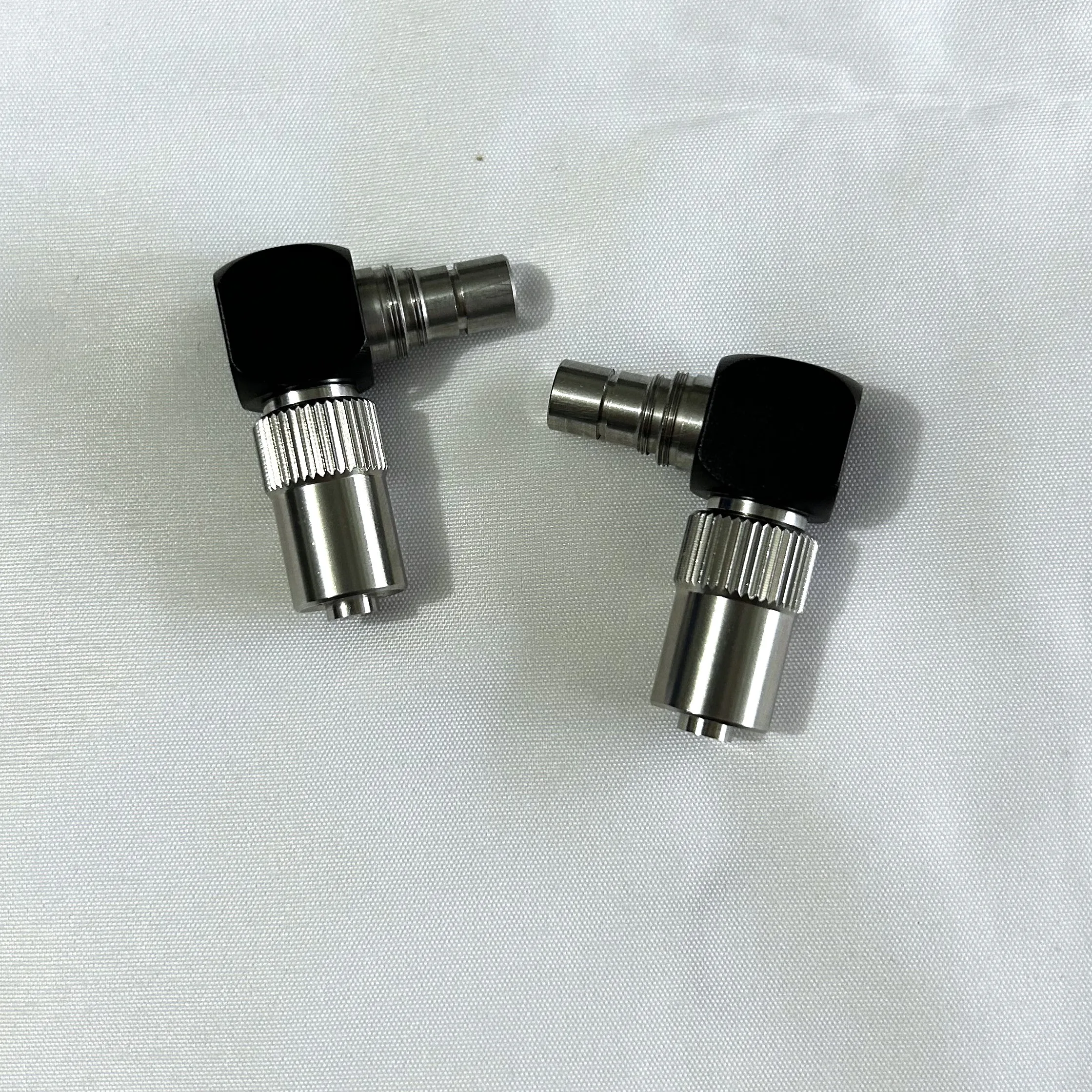 Cold Light Source Fiber, Right Angle Interface, Endoscope Guide Beam of Light Adapter 90 Degree Adapter