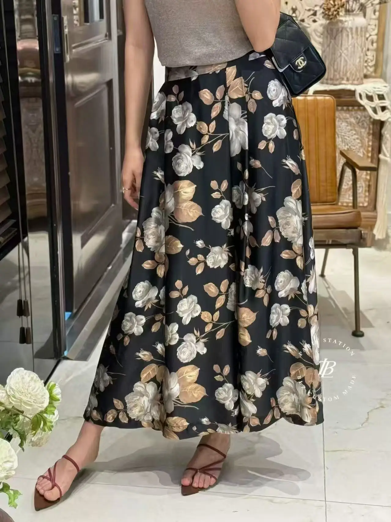

Printed western style fashionable flower printed 100% silk high waist skirt