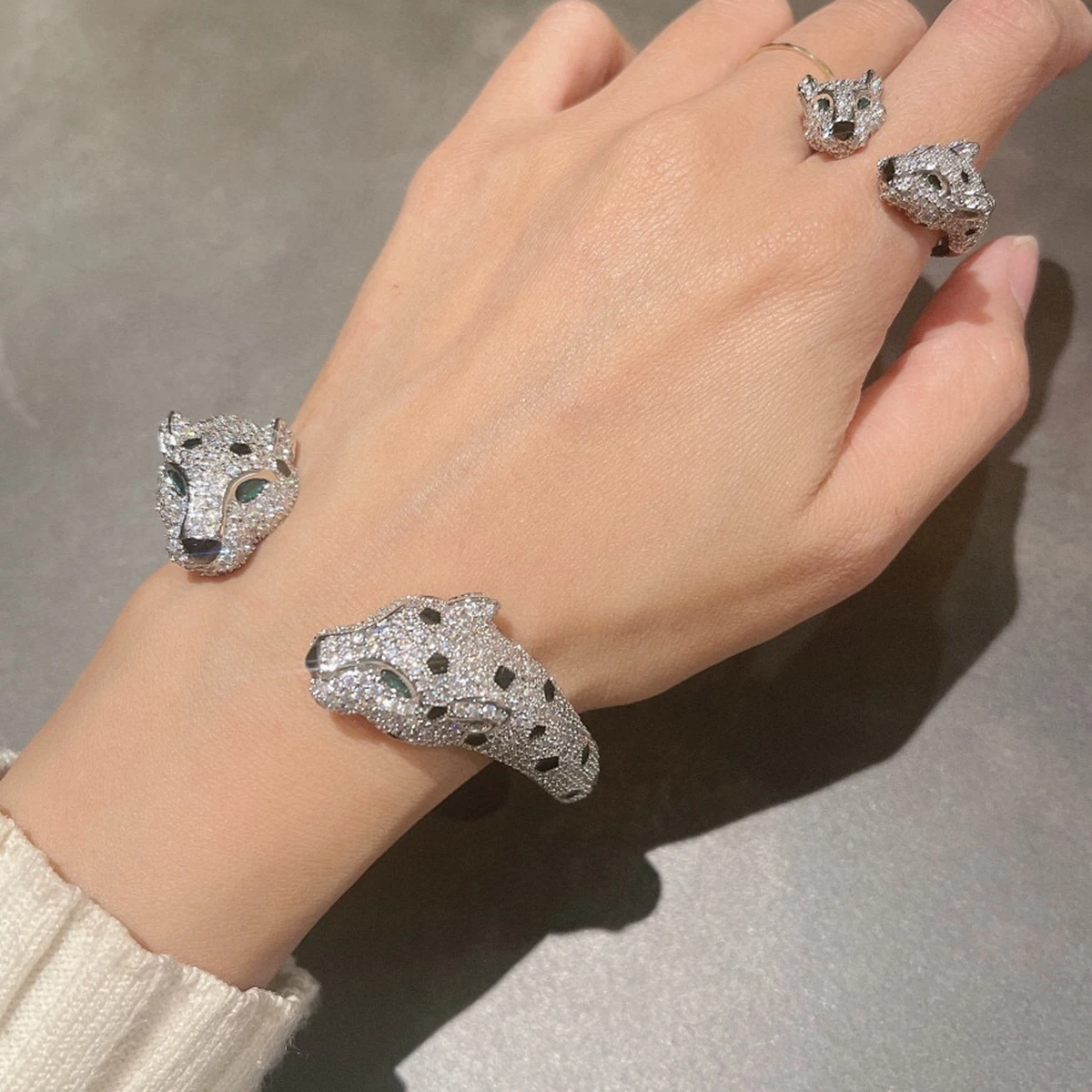 Ayjewelry Double Leopard Cuff Bangle Ring Full Cubic Zircon Stone Paved Panther Bracelet Luxury Party Jewelry Sets wholesale