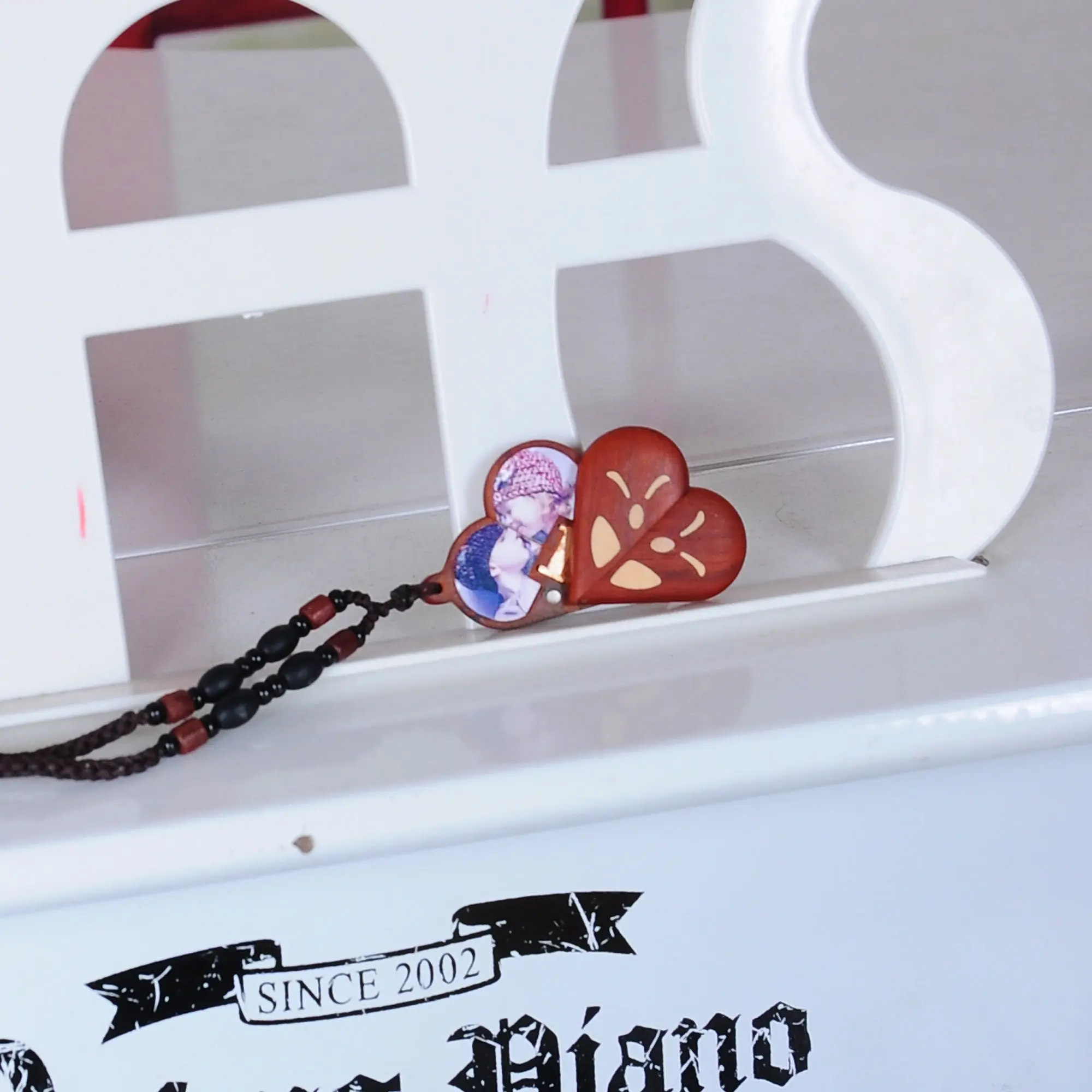 The Illusionist สร้อยคอฟรี Custom Photo Handmade ปรับแต่งไม้ Photo Locket สร้อยคอจี้ผู้หญิงคู่รักของขวัญ