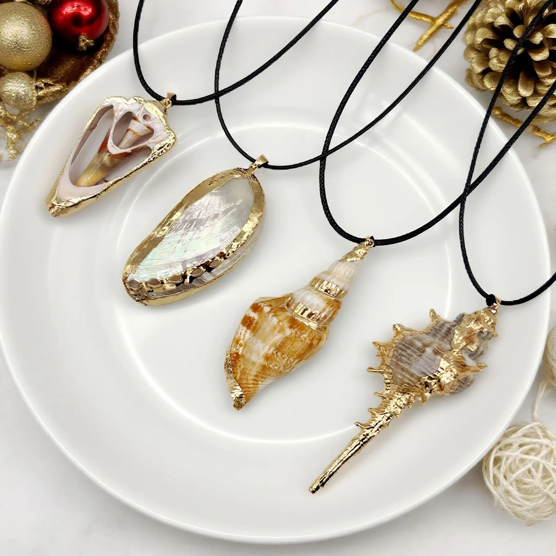 

Creative Natural Conch Shell Polished Electroplated Single-hole Pendant Necklace Jewelry Accessories Banquet Party Decorations