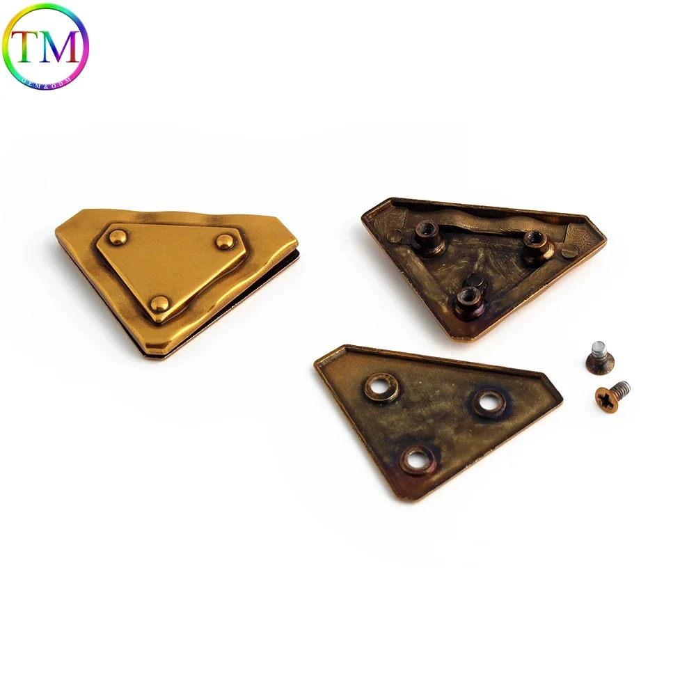 10-50-100PCS Triangle 39x26MM Old gold Metal Screw Labels Tags For Leather Shoes Purse Bags Customize Embossed Name Made Logo