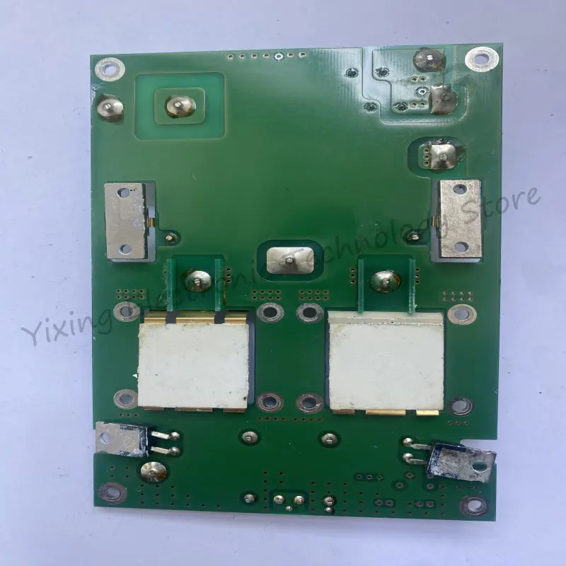 1PCS ARF1501-D ARF1501 High Frequency Tube RF Power Amplifier Microwave Communication Module Capacitor PCB Module