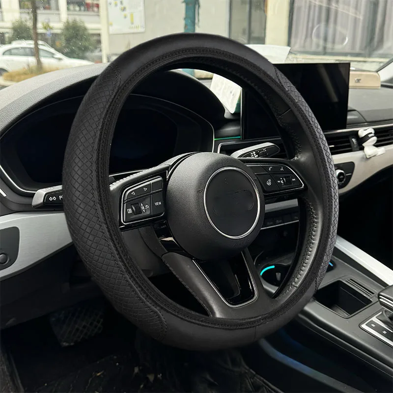 

Car Steering Wheel Cover Universal 36-38cmPU Leather Breathable Good Grip Accessories Black-Red