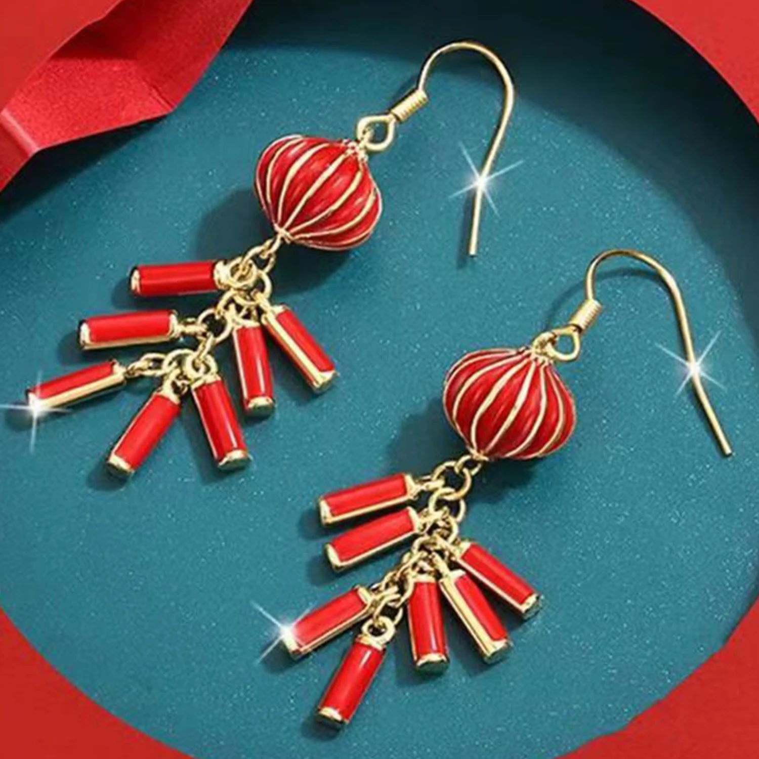 1 Pair Chinese Style Personality Long Firecracker Earrings Female Simple Atmosphere 2024 New Year Red Lantern Net Red Earrings