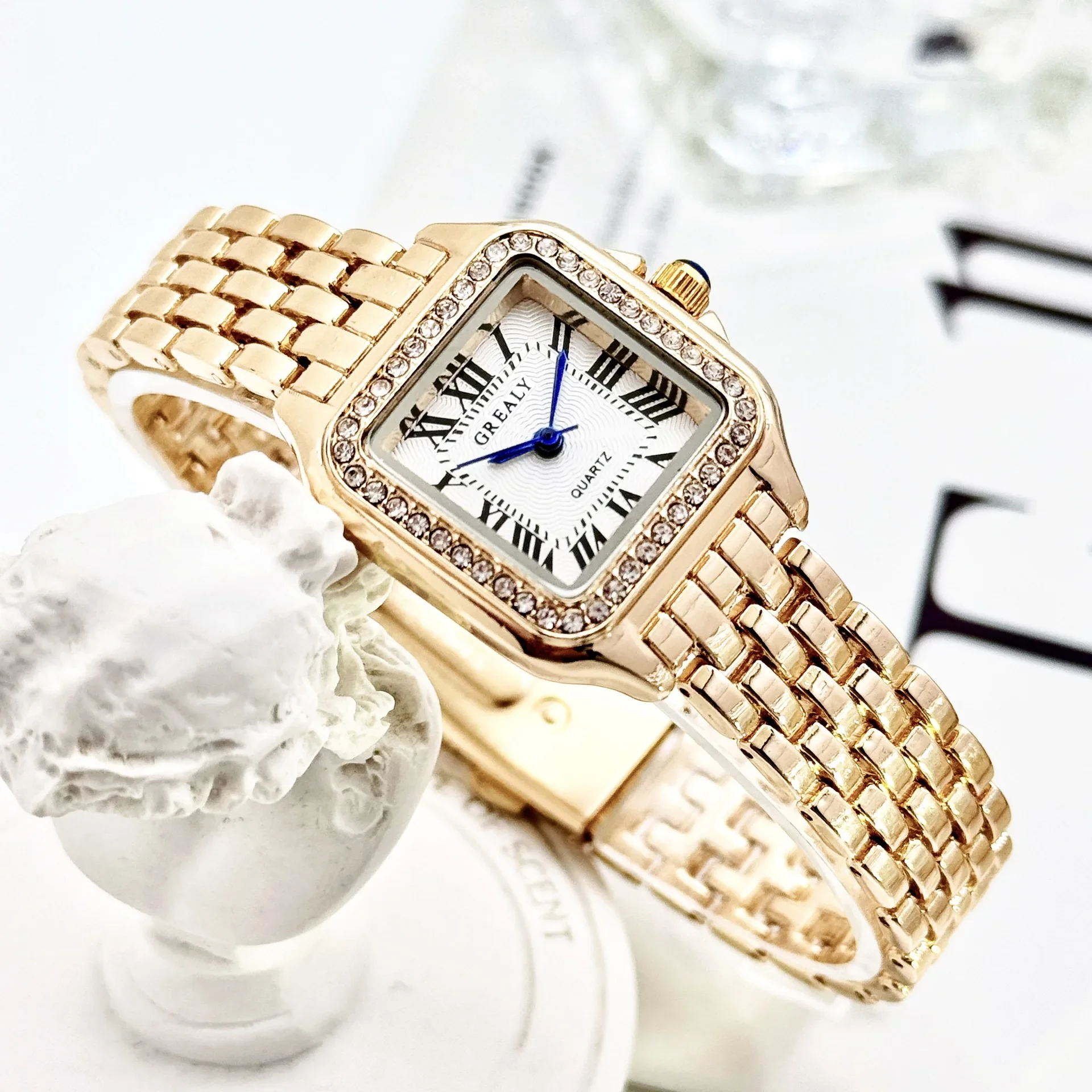 MAYZHISU Luxury Women\'s Watches Classic Brand Square Ladies Quartz Wristwatches Alloy Strap Business Female Clock Bracelet watch