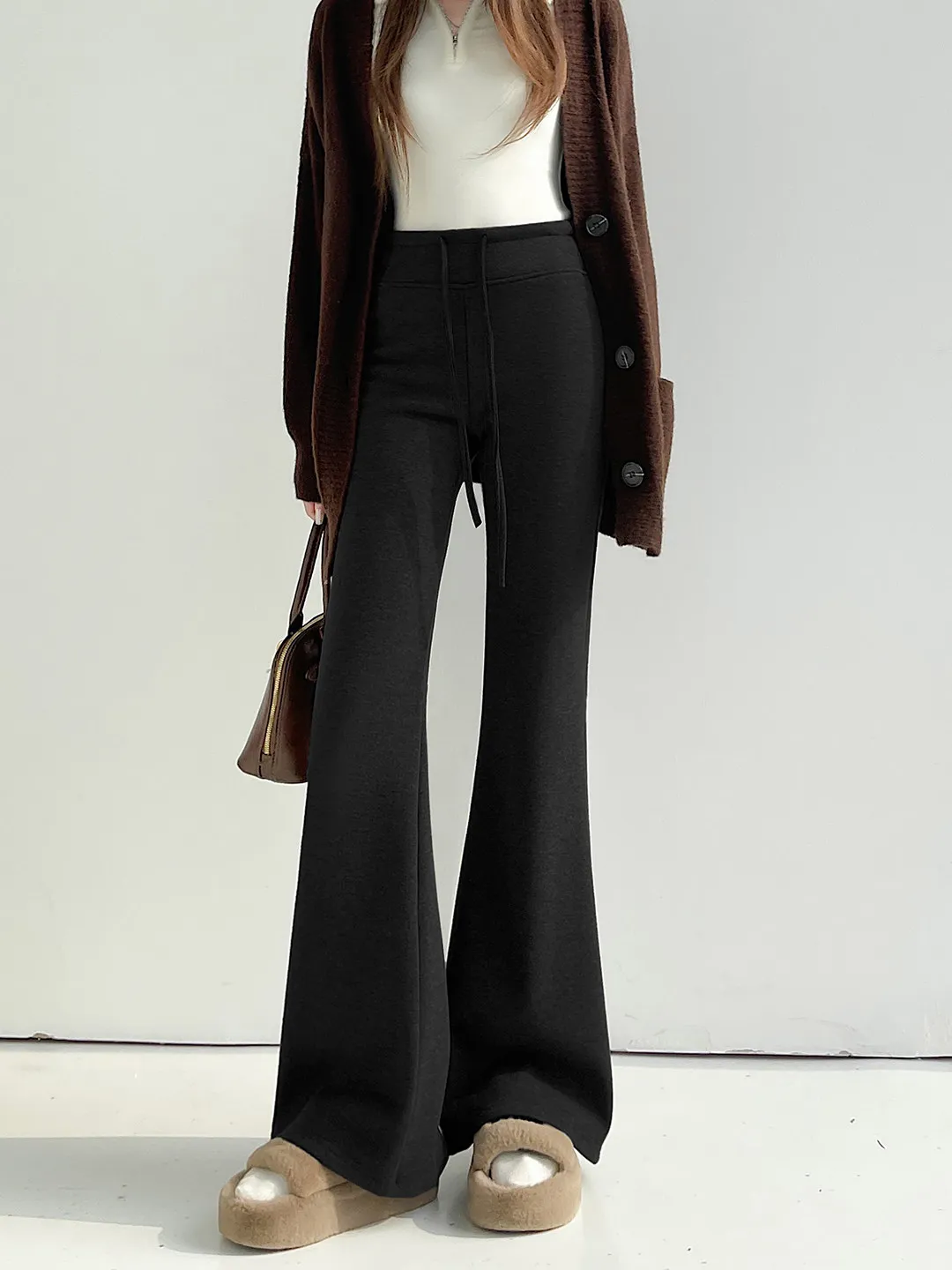 Calças Esportivas Casuais de Cintura Alta e Ajustadas para Mulheres, Novo Modelo de Inverno, Confortáveis e com Caimento Elegante, Versão Coreana