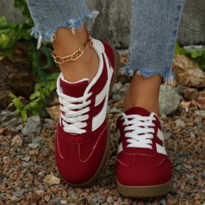 

2025 Women's Retro Casual Flat Bottom Round Toe Sports Shoes Spring Autumn New Style Versatile Fashionable Shoes 35-43