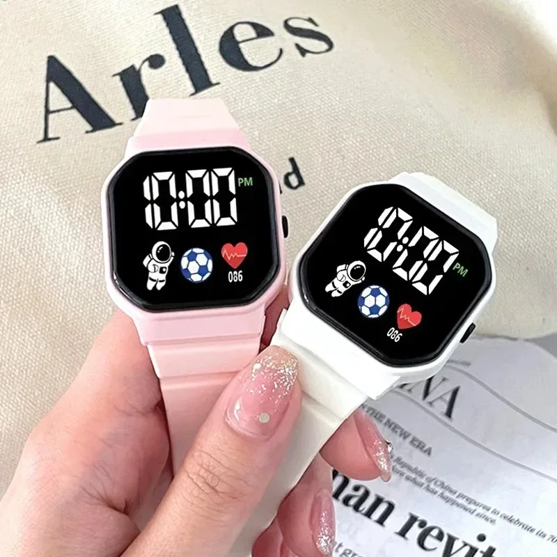 Montre numérique LED en silicone étanche pour enfants, montre électronique décontractée pour garçons et filles, montres de sport pour enfants, 2024