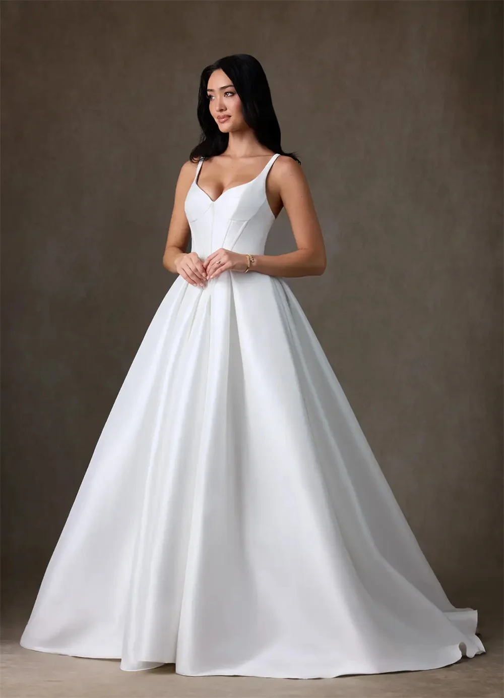 Luxury A Line Wedding Dress Spaghetti Straps Pleated Bride Gowns Sleeveless Bridal Dress Wedding Gowns Vestidos De Novia White 6