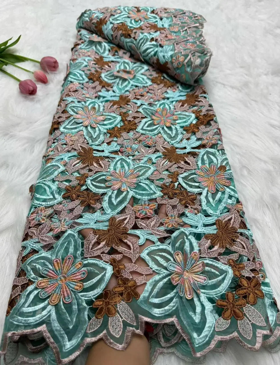 Afrikanischer Stoff Spitze Hohe Qualität 5 Yard 2025 3D-Spitzenstoff 5 Yard 3D-Guipure-Schnur-Spitzenstoff Geburtstagskleider Luxus 2025 H80-1