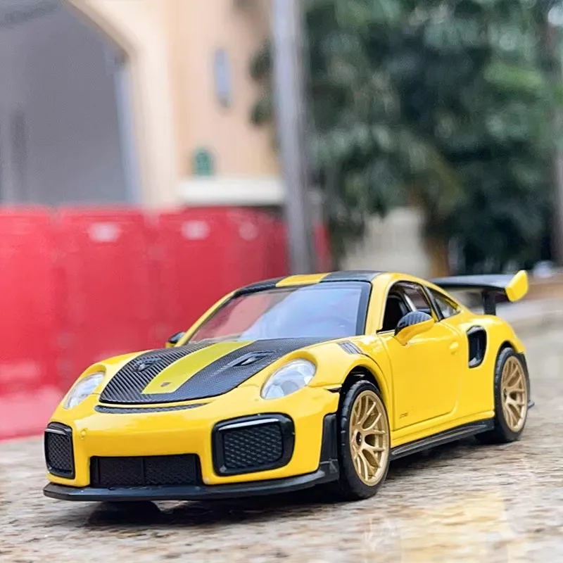 1:32 بورش 911 GT2 RS Supercar Alloy سيارات لعبة سيارات وصوت وضوء موديل سيارات لعب للأطفال هدايا