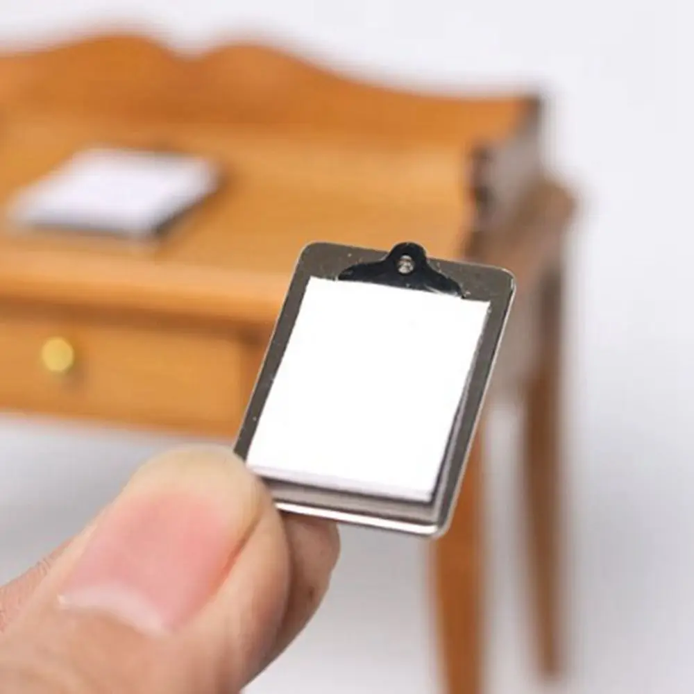 Mini casa delle bambole giocattolo in miniatura 27*19mm cartella di cancelleria carina accessori per casa delle bambole OB11 bambola/1/12 decorazione della casa delle bambole