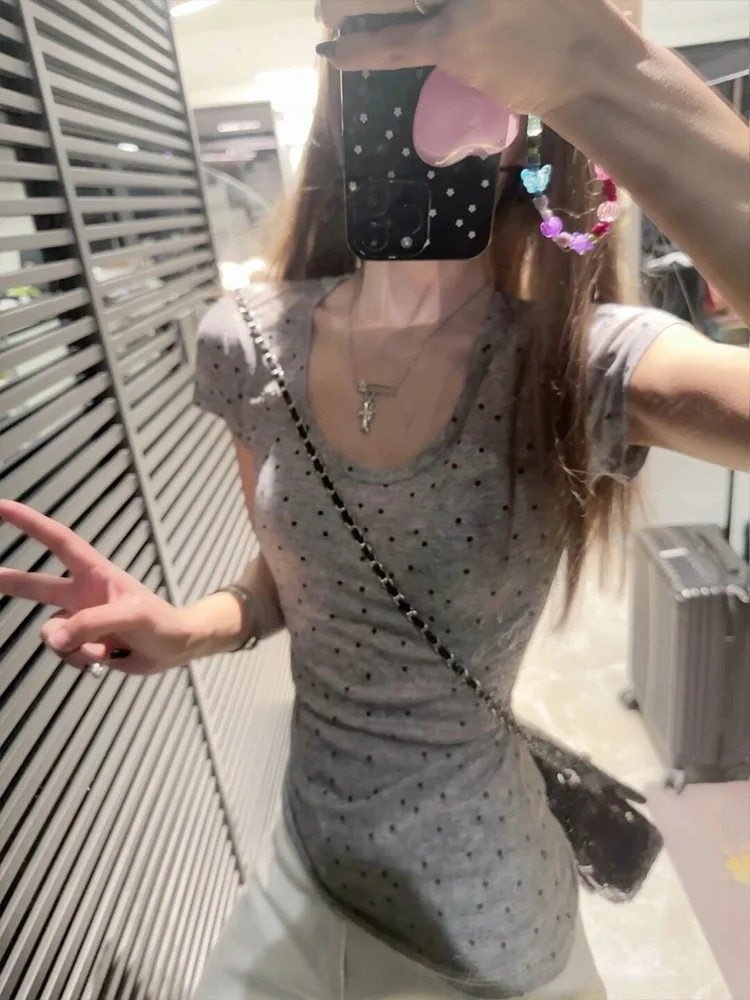 

American Sle ort Sve U-Ne Polka Dot T-irt Women's Slim Fit Summer New Pure Desire ort Length Top for Ladies