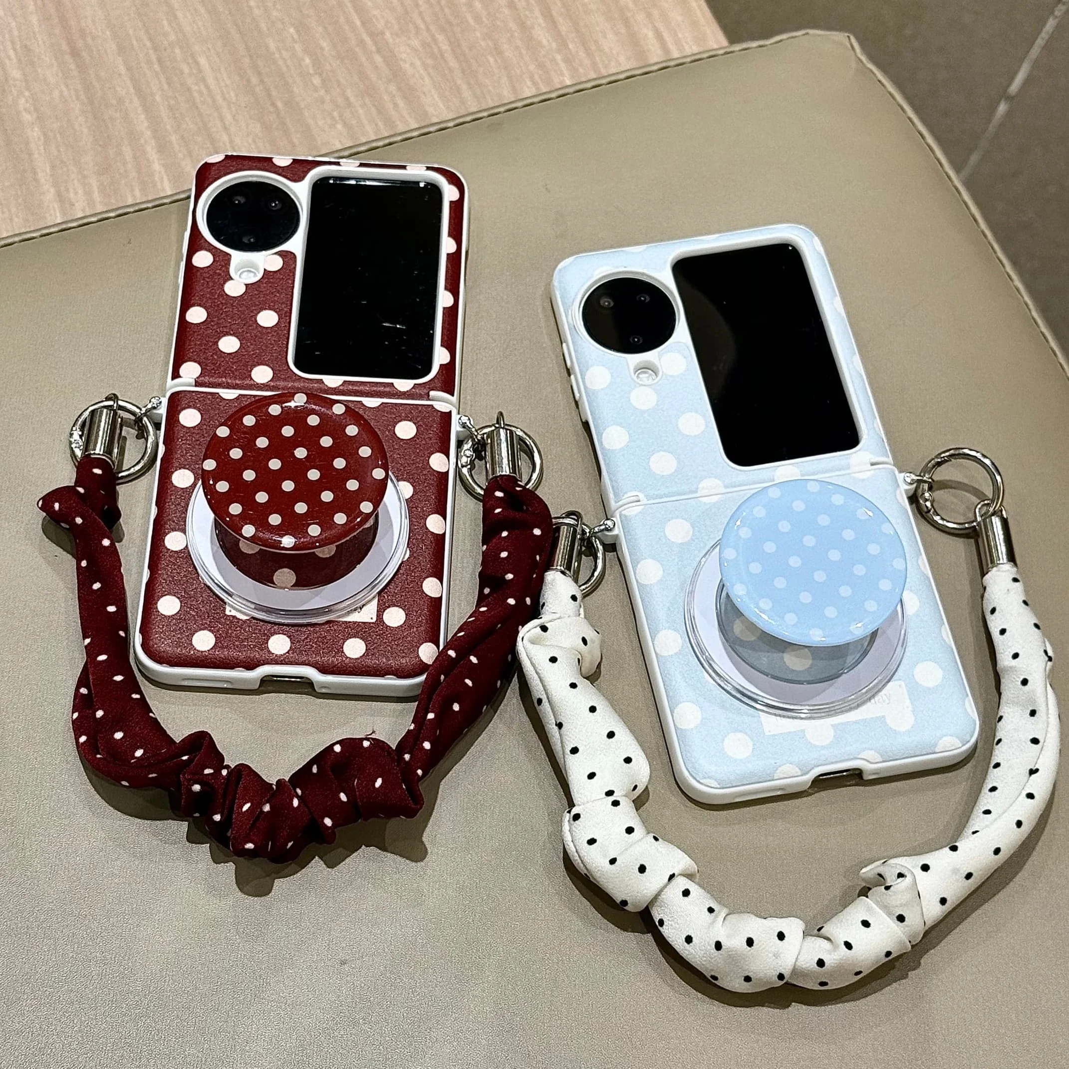 

Back Cover For OPPO Find N3 N2 Flip Case Polka Dot Bracket Magnetic Suction Bracelet Wristband Chain PU Leather Hard Phone Case