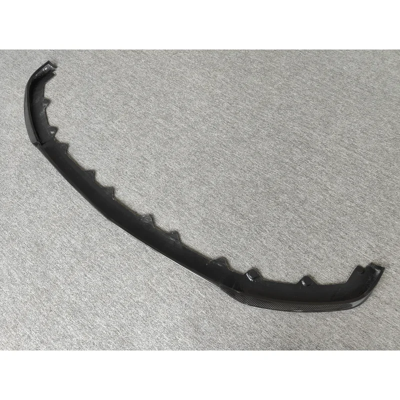 

Suitable for 22 Bentley Flying Spur modified car accessories, carbon fiber front bumper lip, car tools