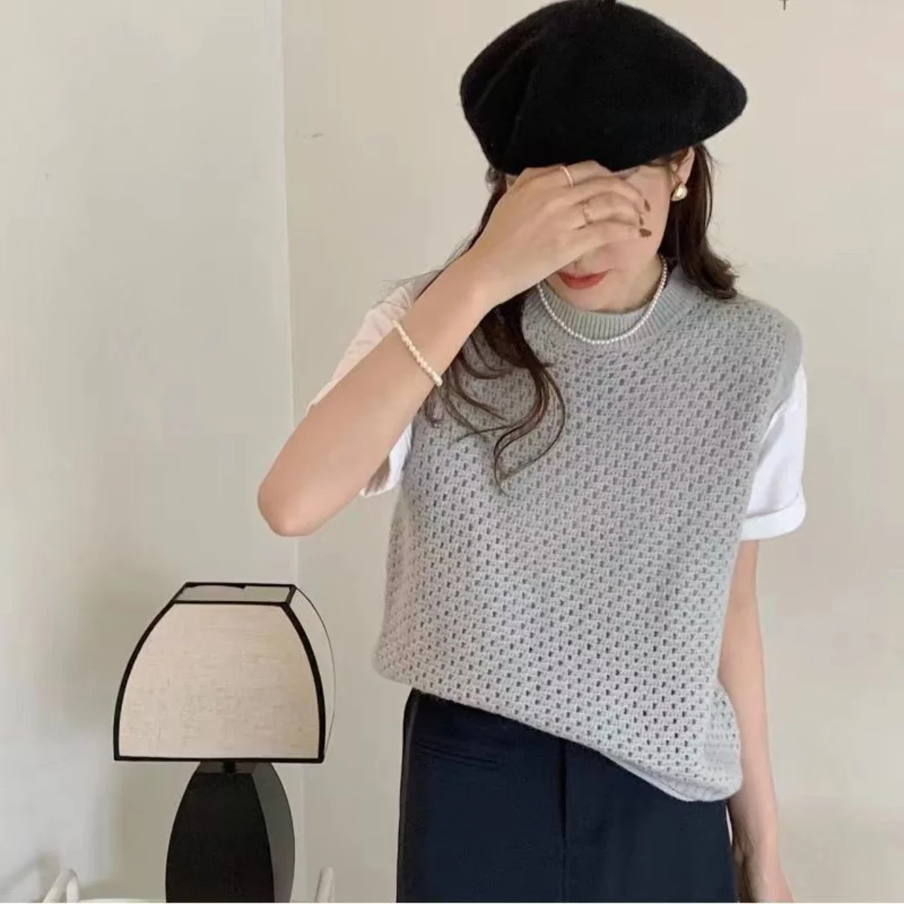 White Knit Tops for Woman Mesh Pink Women\'s Sweater Vest Round O Neck Autumn Winter 2024 Warm Y2k Vintage Designer New Knitwear