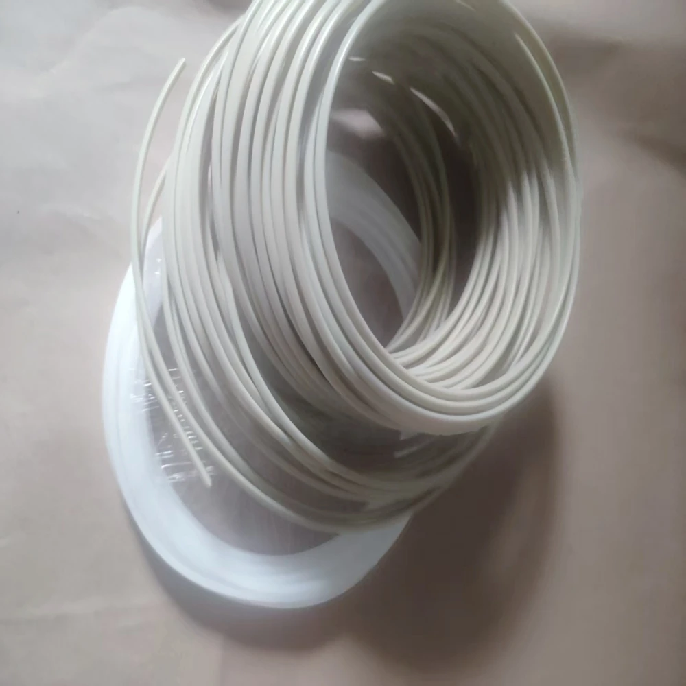 Polypropylene PPR triangular plastic product repair strip grey-white 3x3x5 4x4x6