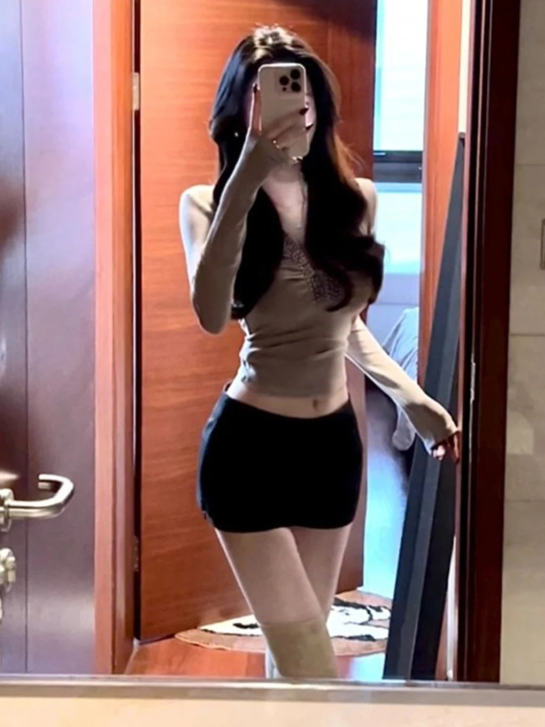 

Сексуальная футболка V-Ne Slim Fit Long Sve Pure Desire Sle Hot Girl, весна 2026, модный повседневный топ для женщин