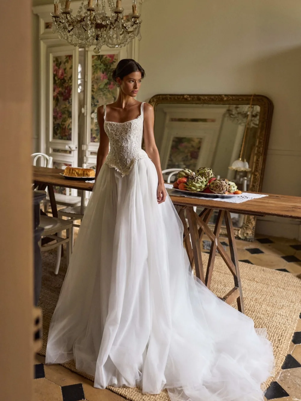 New Arrival Charming Appliques Wedding Dress Shinny Beaded Thin Straps Bridal Gown Customized A-line Tulle Dresses For Bride