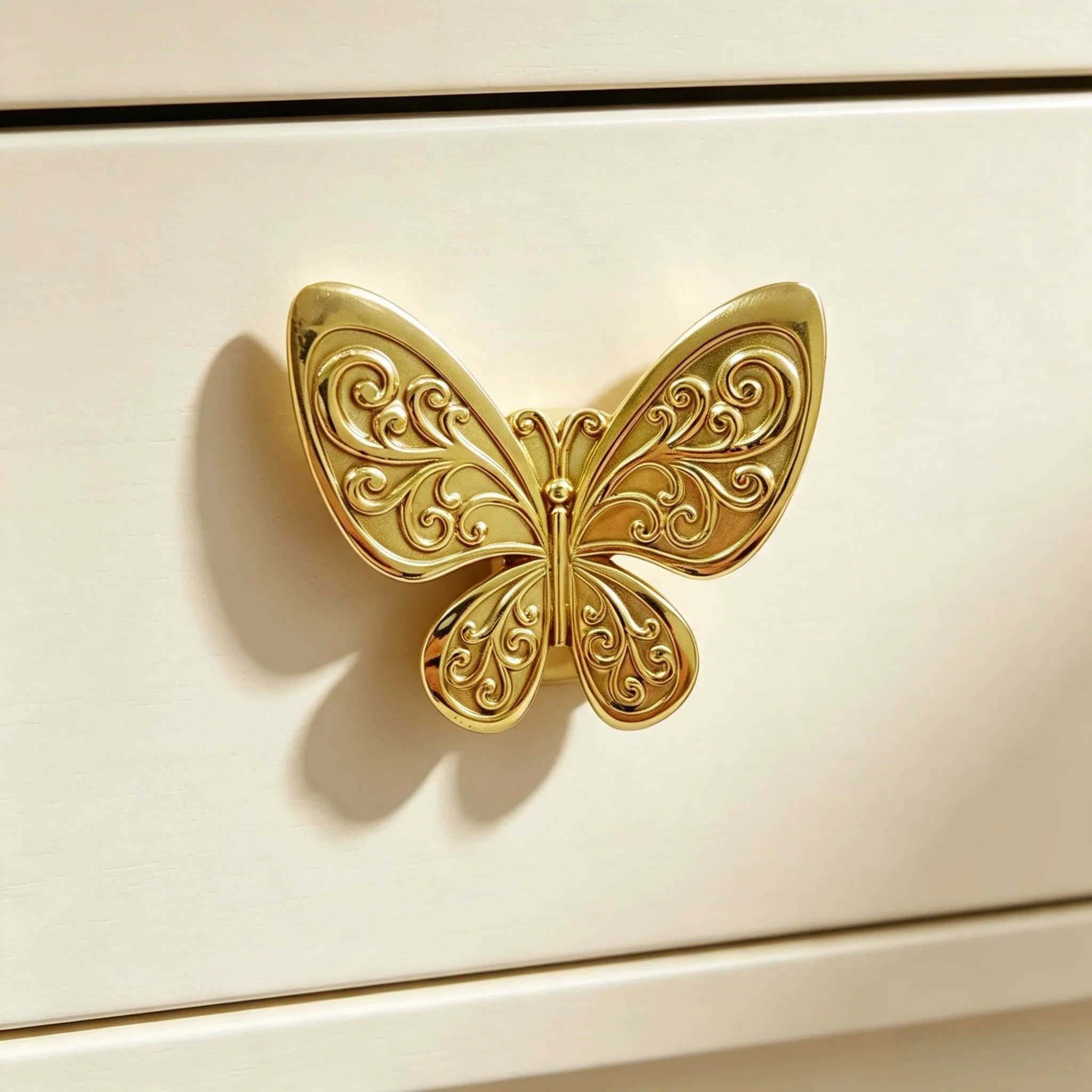 Butterfly Drawer Pulls Brass Cabinet Knobs for Dresser Kitchen Cupboard Wardrobe Furniture Handles Brass Hardware